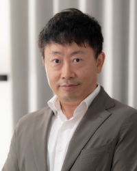 事務長　土居 慎
